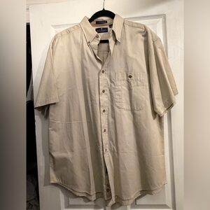 Bill Blass Men's Tan Short Sleeve Shirt